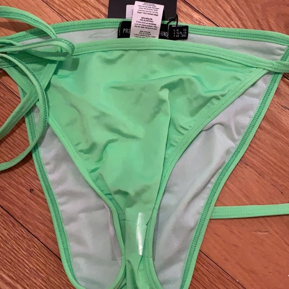 BRAND NEW WITH TAGS NEVER WORN - Picture 3 of 4